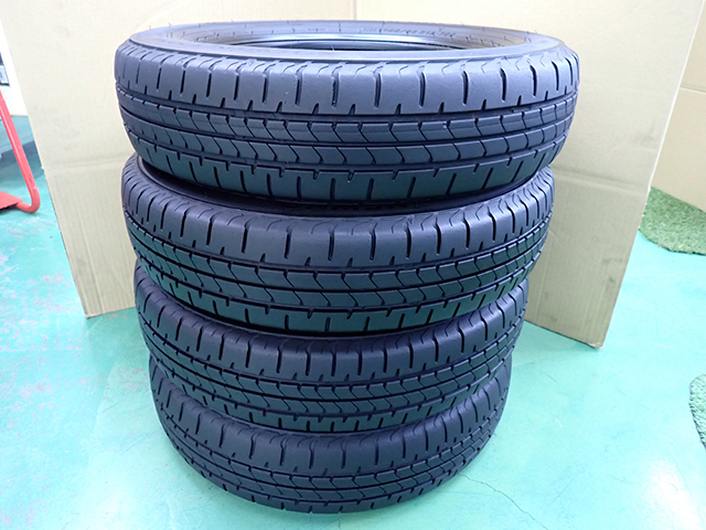中古夏タイヤ４本セット
